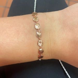 pura vida bracelet with rose gold shells